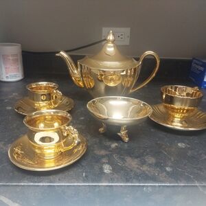 Harry Winston Gold Tea Set